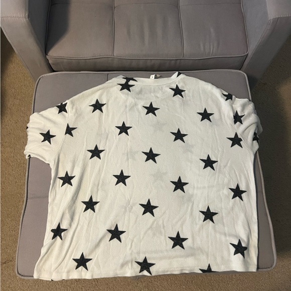 Top - Picture 2 of 3